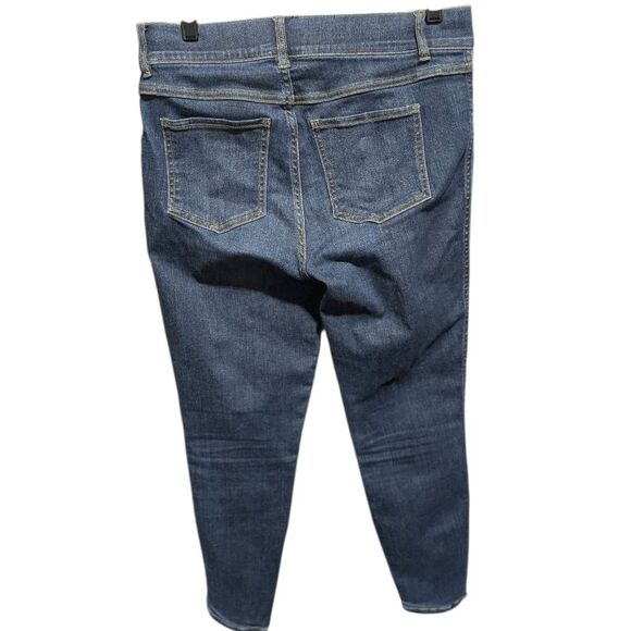 SPANX Ankle Skinny Jeans Size Medium - Picture 3 of 4